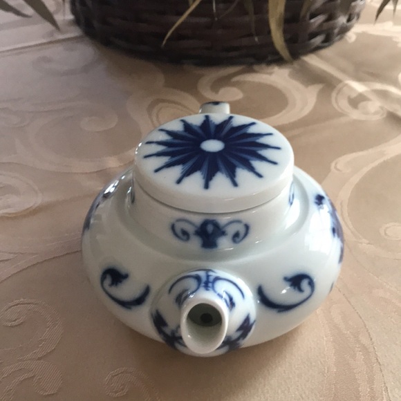 BING AND GRONDAHL Teapot - Picture 3 of 6